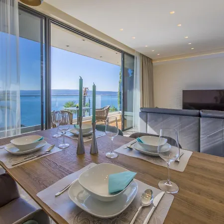 Apartman Del Mar 3 *